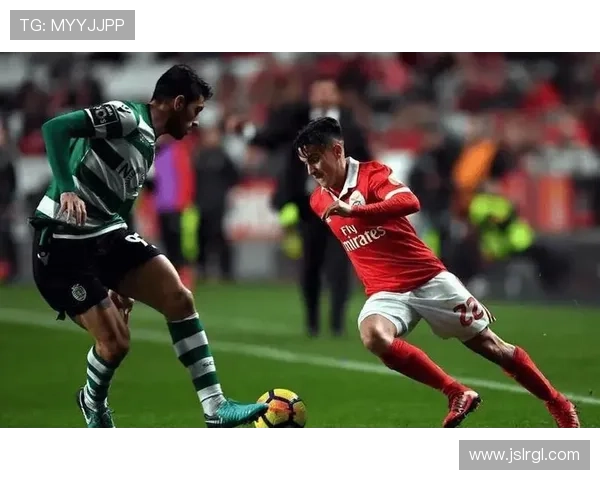 欧洲豪门鏖战联赛焦点之战爆冷逆转剧情引发全球球迷热议讨论声高涨